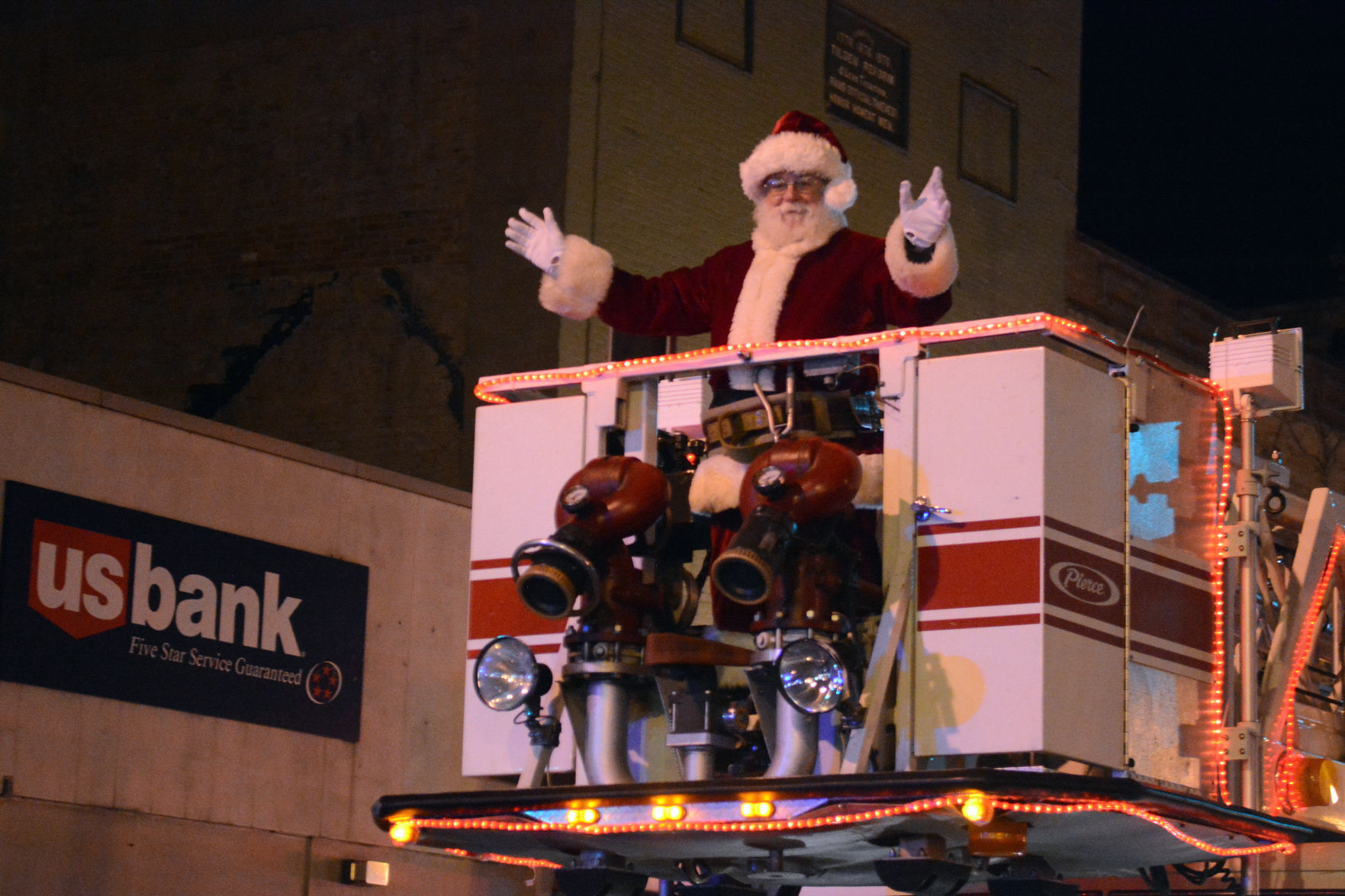 112921-port-news-parade-01